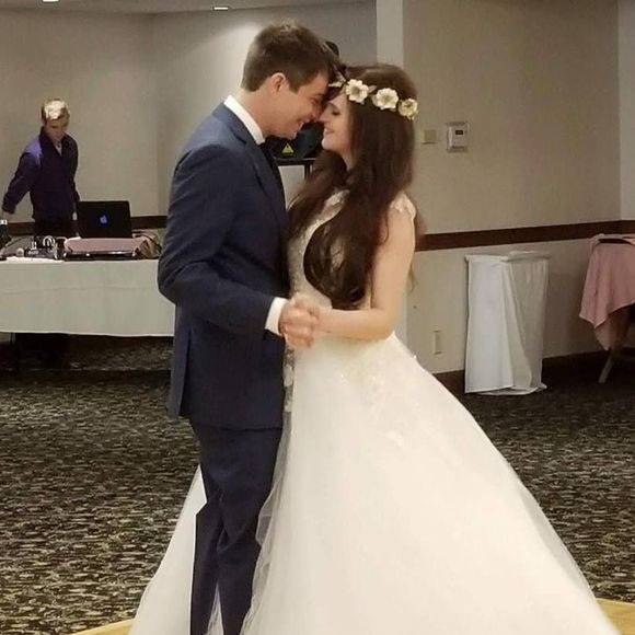 Meet your Posher, Rachael - Picture 1 of 1